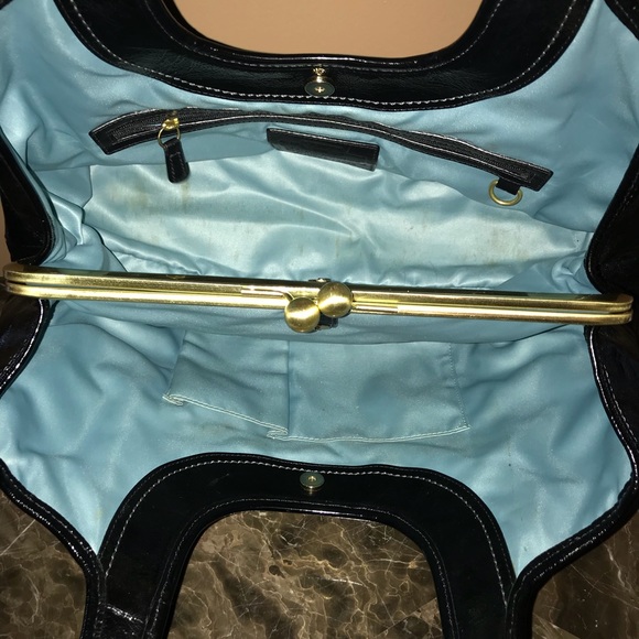Authentic Coach bag - Picture 3 of 4